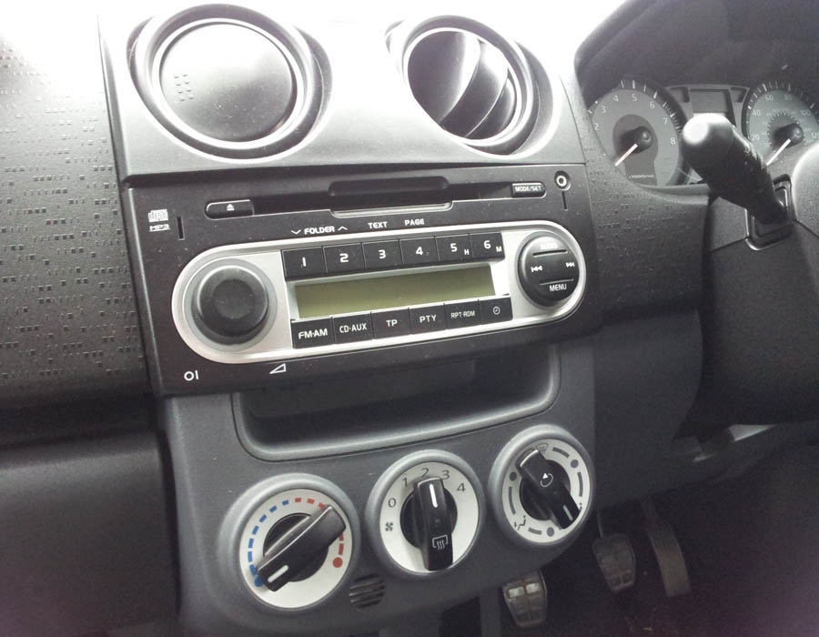 Mitsubishi Colt CZ1 CD Player